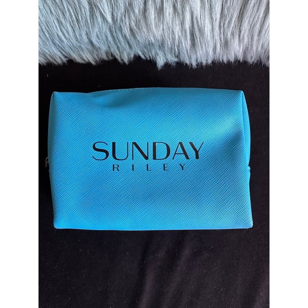 New Sunday Riley Cosmetic Bag Blue zips Travel Makeup‎